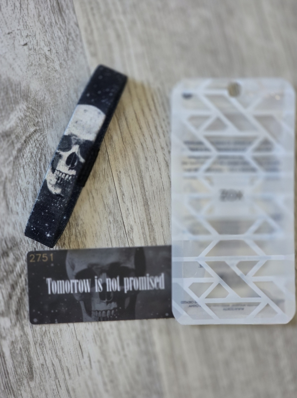 Zox Braclet Large  TOMORROW IS NOT PROMISED  Black& White Skull